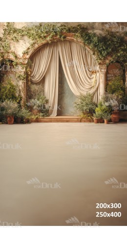 Tło fotograficzne „Rustykalna scena z beżowymi zasłonami i antycznymi łukami” | E675